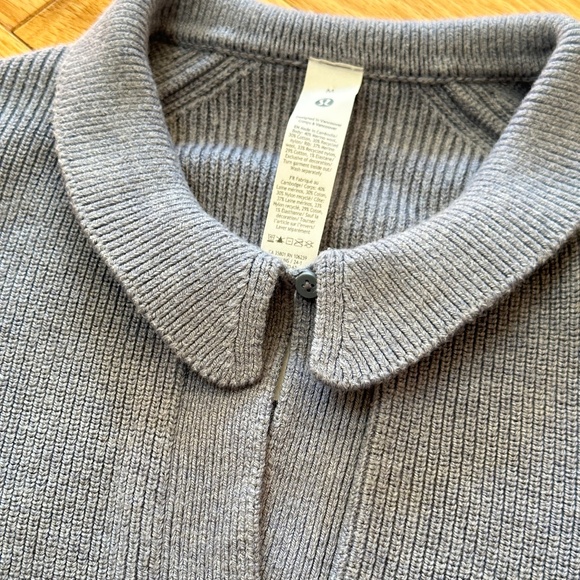 Lululemon Collared Merino Wool-Blend Sweater M Heather Belgian Blue Gray‎ - Picture 9 of 9